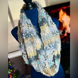 EUC Anthropologie Knit Nubby Confetti Infinity Scarf